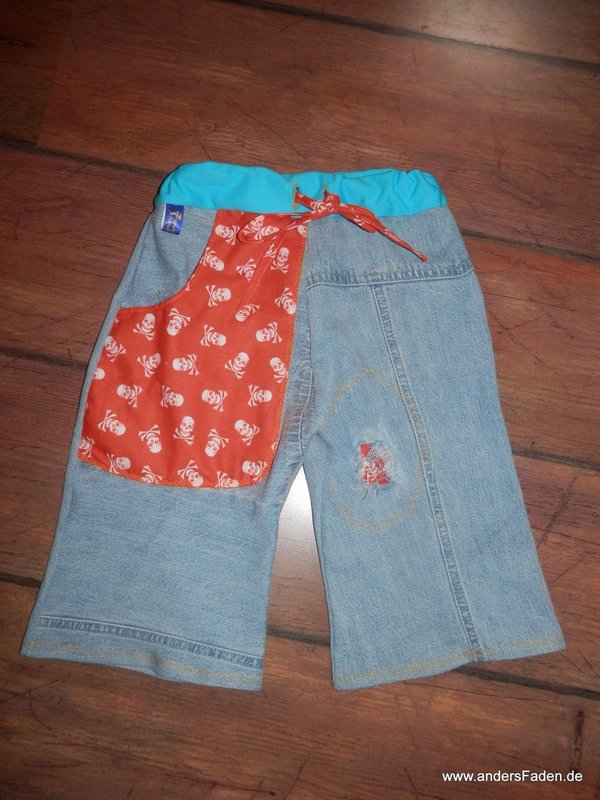 Jeans Short Gr.122 "upcycling"